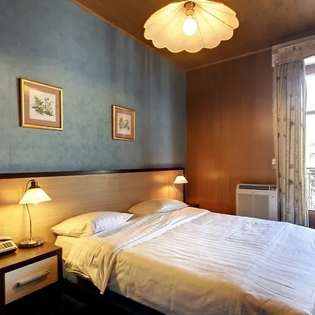 Hotel Central 2*