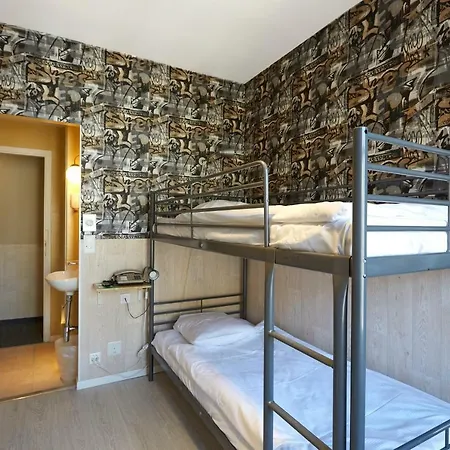 Szálloda Hotel Central 2*